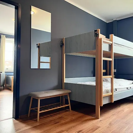 Blue Doors Hostel KTV-3
